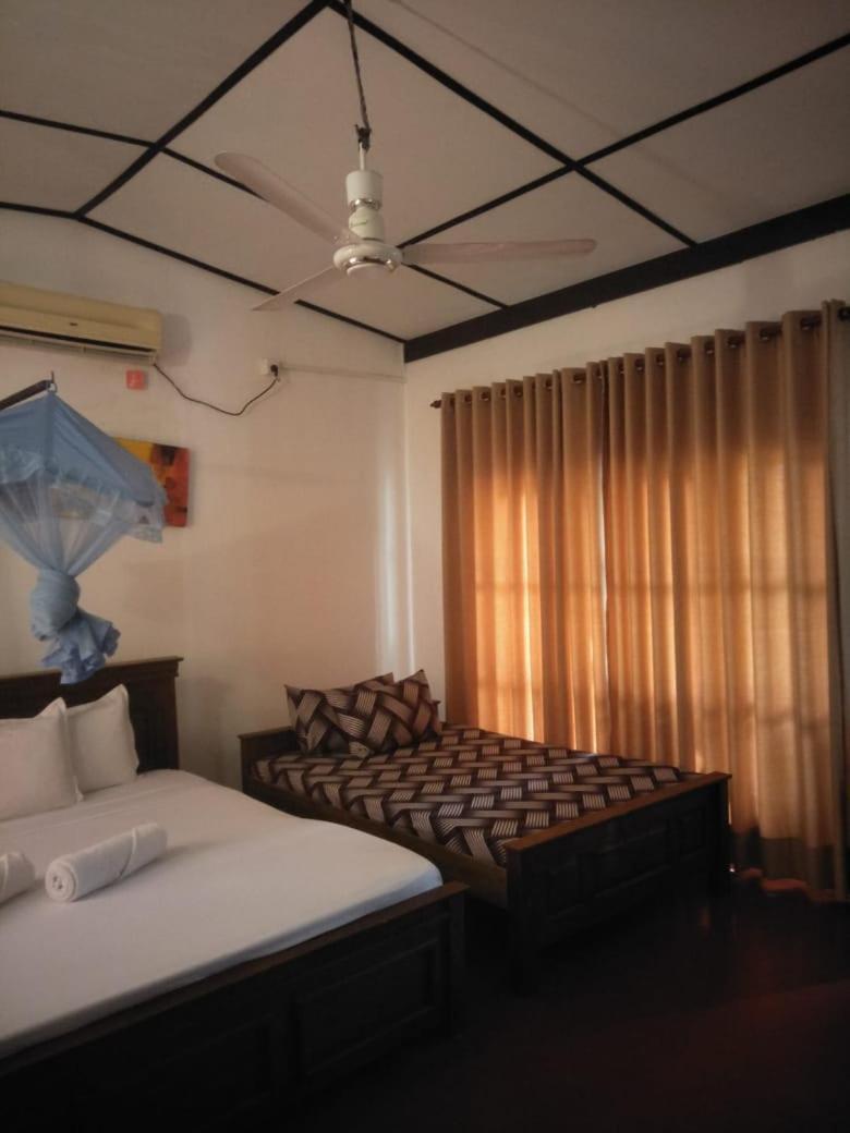 Hotel Blissbay @ The Rock Nilaveli Exterior foto
