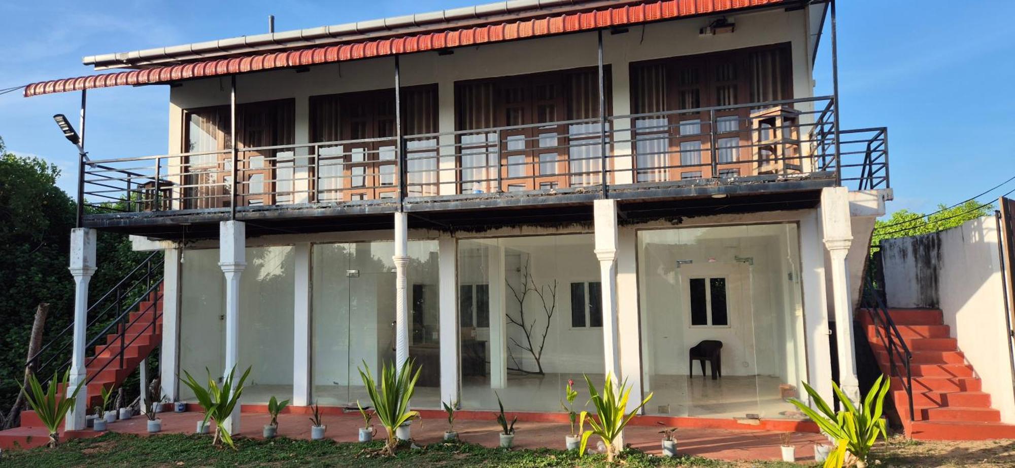 Hotel Blissbay @ The Rock Nilaveli Exterior foto